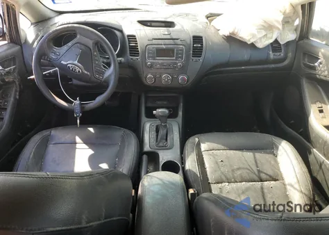 2015 Kia Forte Lx z USA, uszkodzony, nr VIN KNAFX4A65F5392417